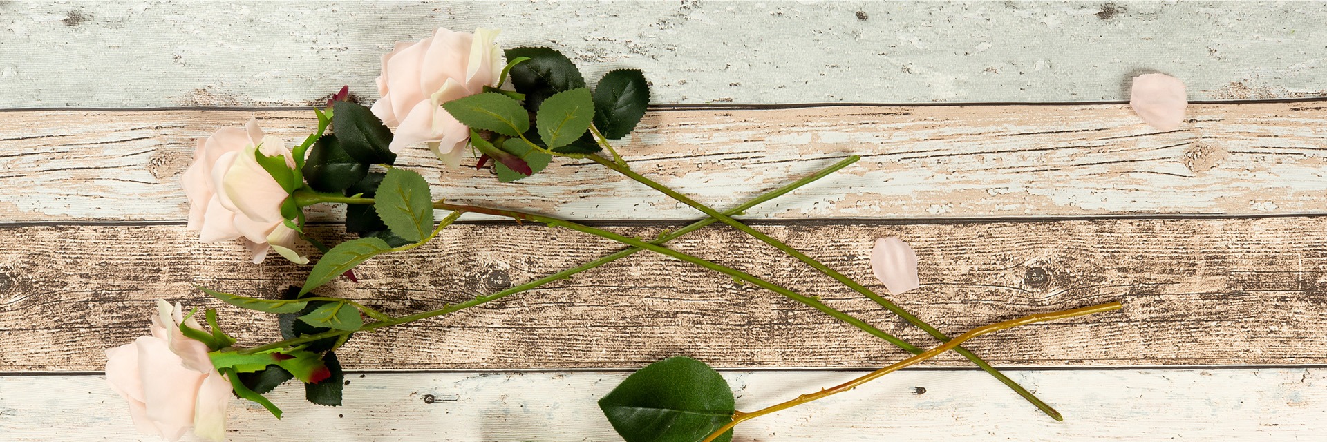 Bouquet da sposa e decorazioni nuziali personalizzate